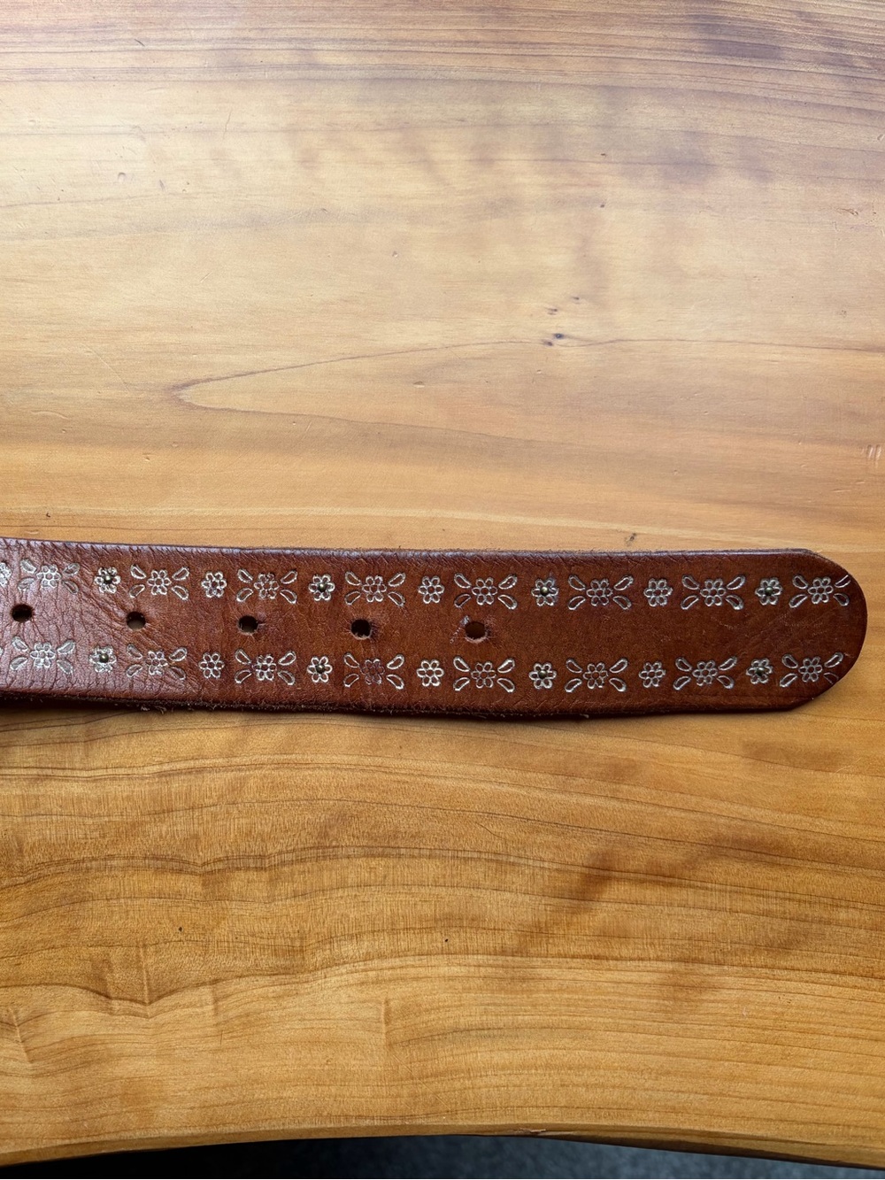 Women's Brown Floral Engraved Belt with Decorative Silver Buckle - Picture 7 of 10